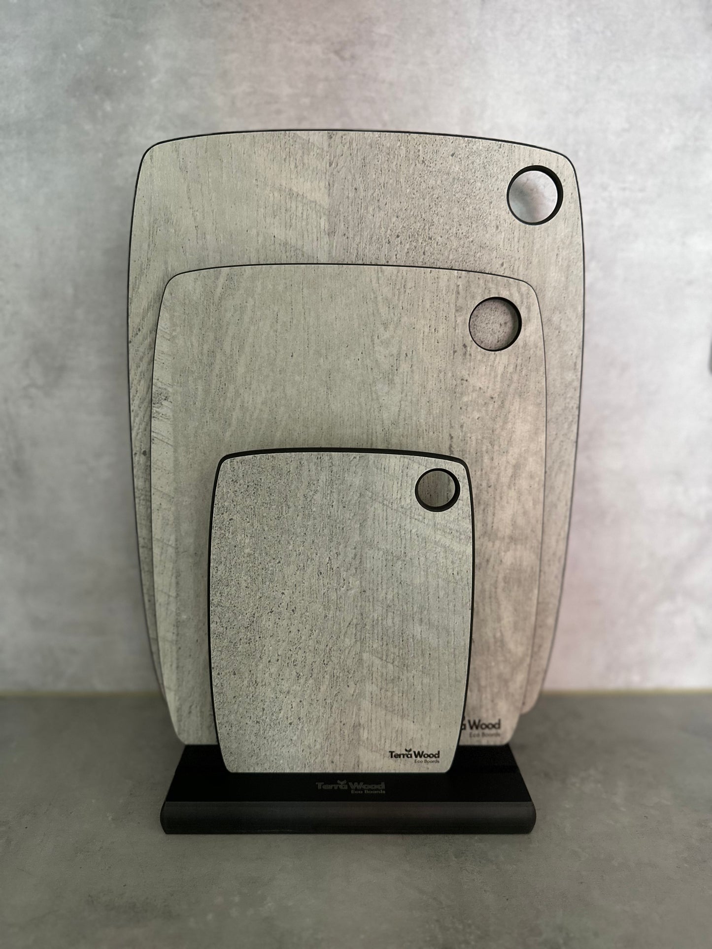 Stojan na prkénka 20,5×12 – Černý
