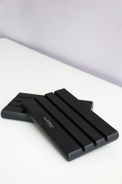 Stojan na prkénka 20,5×12 – Černý