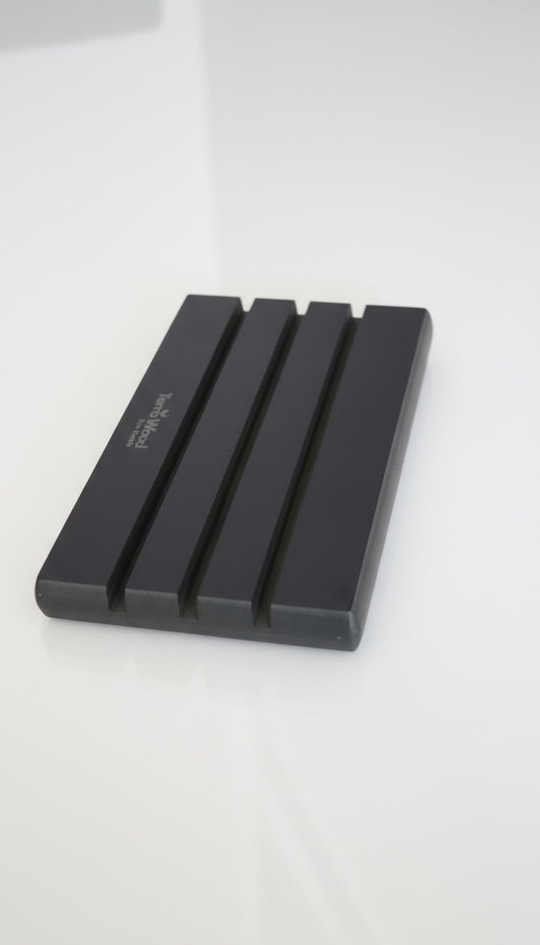 Stojan na prkénka 20,5×12 – Černý